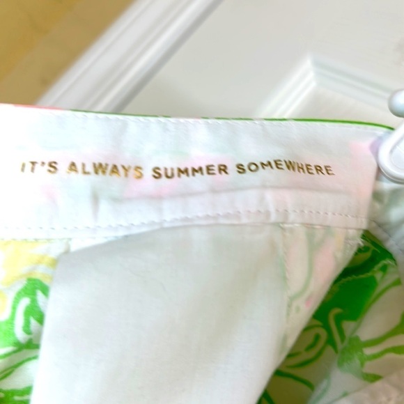 Lilly Pulitzer Women’s Hibiscus Stroll Floral Buttercup Scallop Shorts Size 00 - Picture 7 of 9